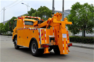 山丹高速路拖车费